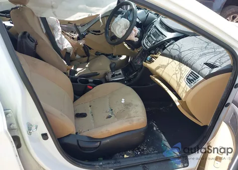 2013 Hyundai Elantra Gls z USA, uszkodzony, nr VIN 5NPDH4AE3DH321518